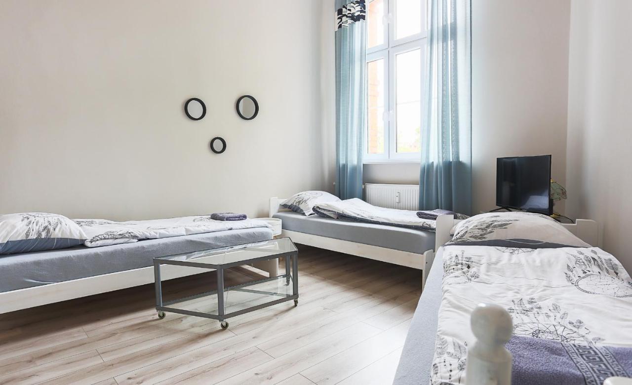 Three Single Beds Apartment ทอรูน ภายนอก รูปภาพ